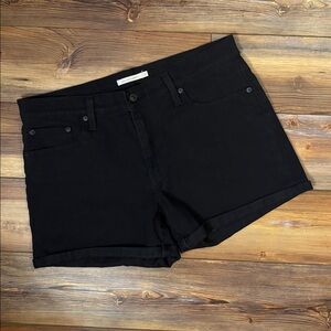 Levi’s Black Mid Length Denim Shorts Women’s Size 32 Cuffed Classic Fit